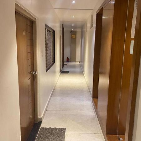 Hotel Raghupati Ayodhya Zewnętrze zdjęcie